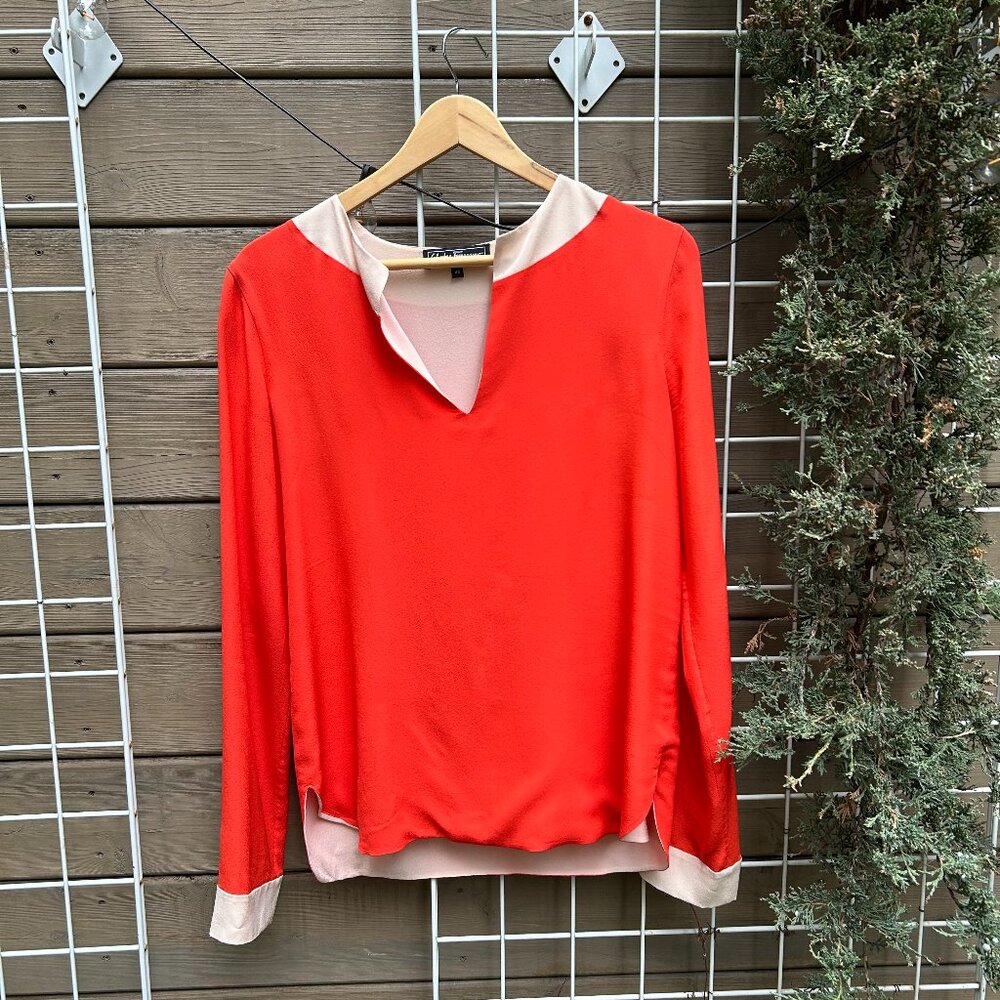 Salvatore Ferragamo Sz 40 Silk Shirt